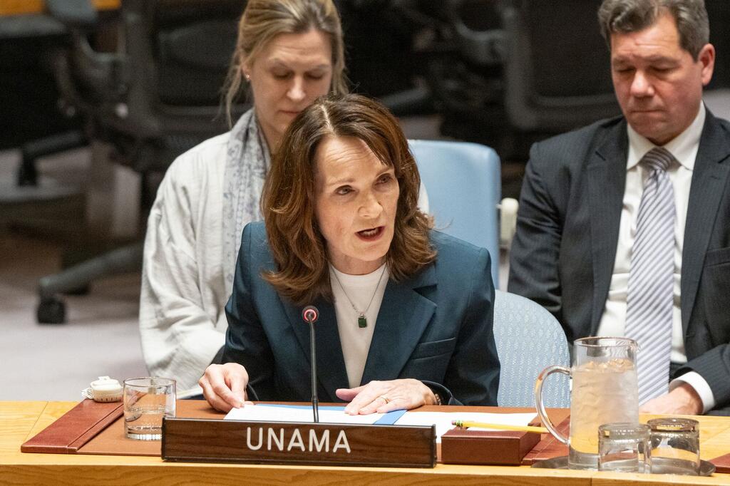 Жоржет Ганьон выступает на заседании Совета Безопасности ООН по ситуации в Афганистане.